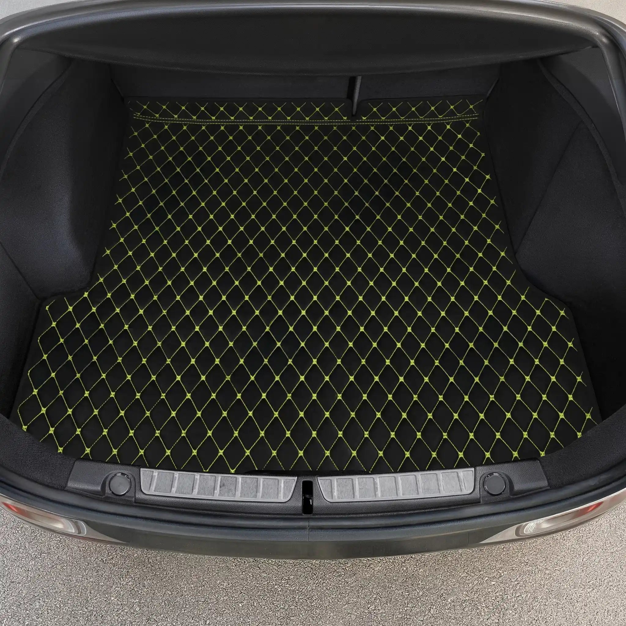 Luxus Diamond Base Series Trunk Mat | Black & Yellow Stitching