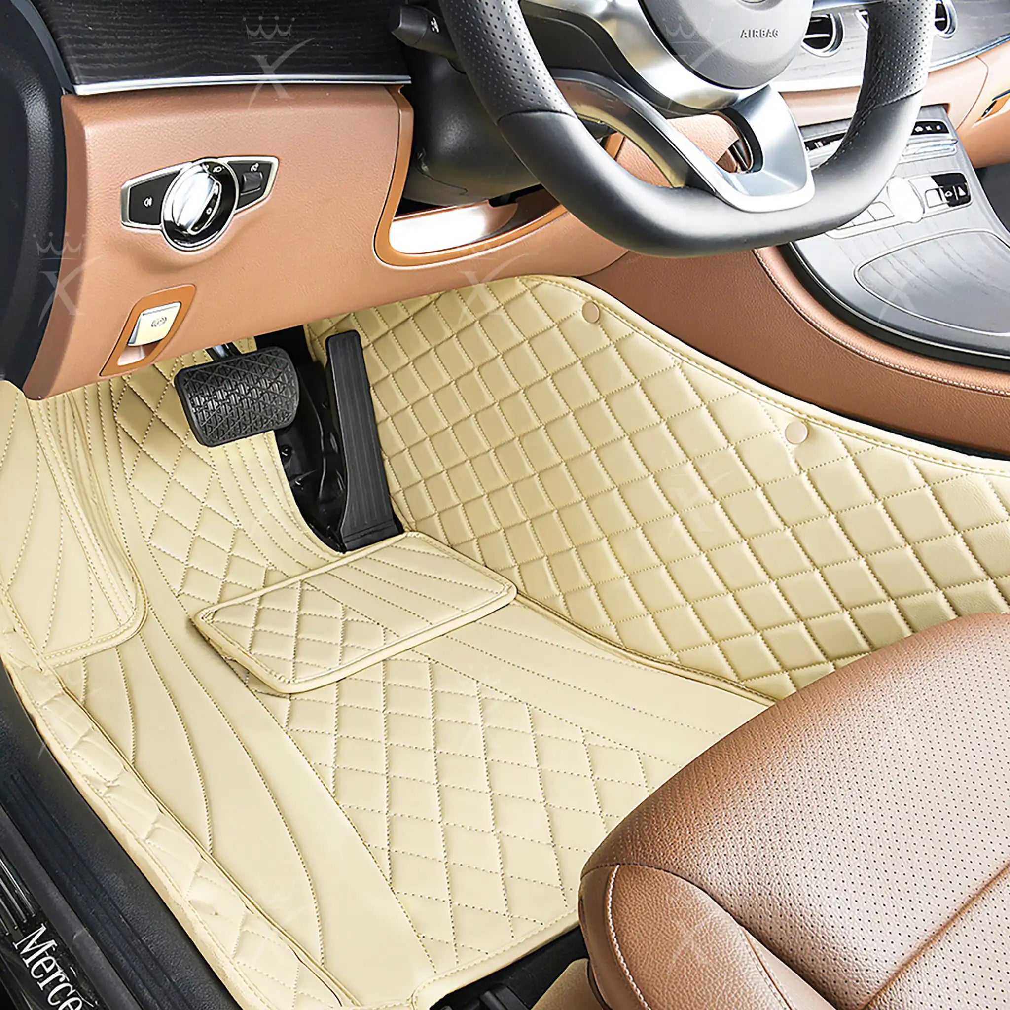 Luxus Car Mats™ - Set di tappetini per auto di lusso con cuciture nere e nere