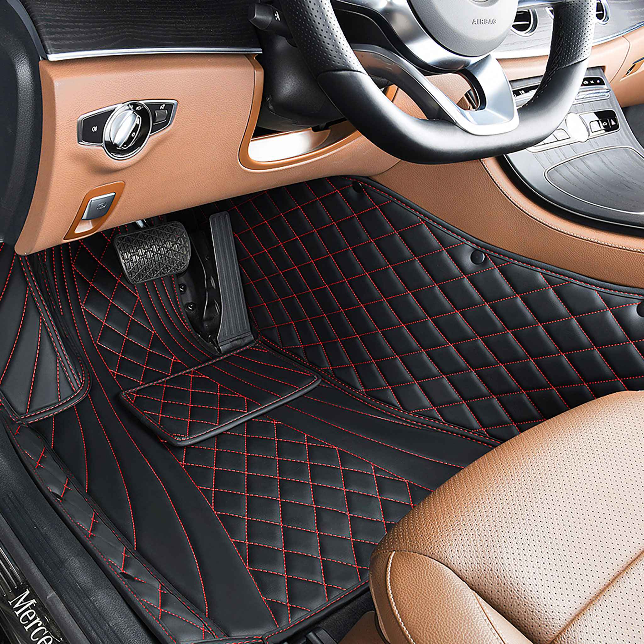 Luxus Car Mats™ - Set di tappetini per auto di lusso con cuciture nere e nere