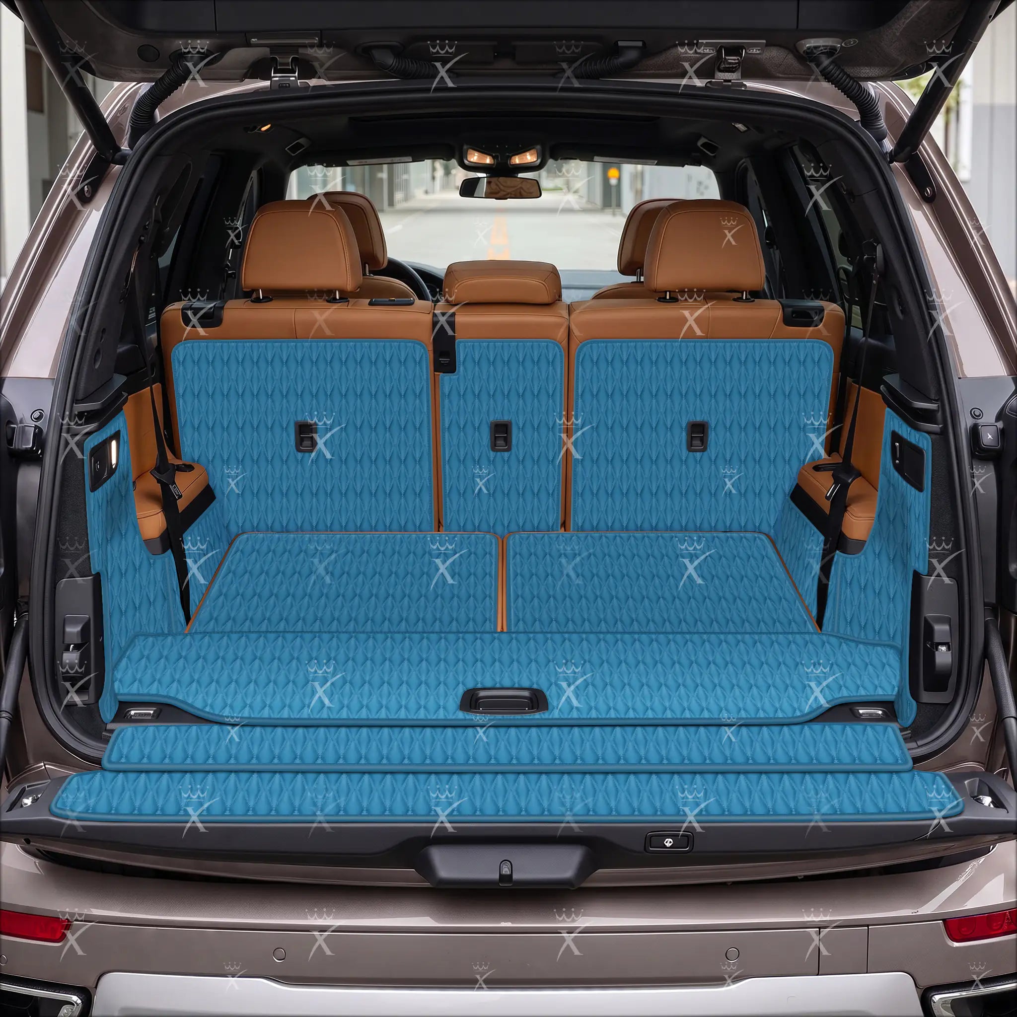 Luxus Car Mats™ – 3D-Luxus-Leder-Kofferraum-/Kofferraummatte in Schwarz und Schwarz mit Nähten