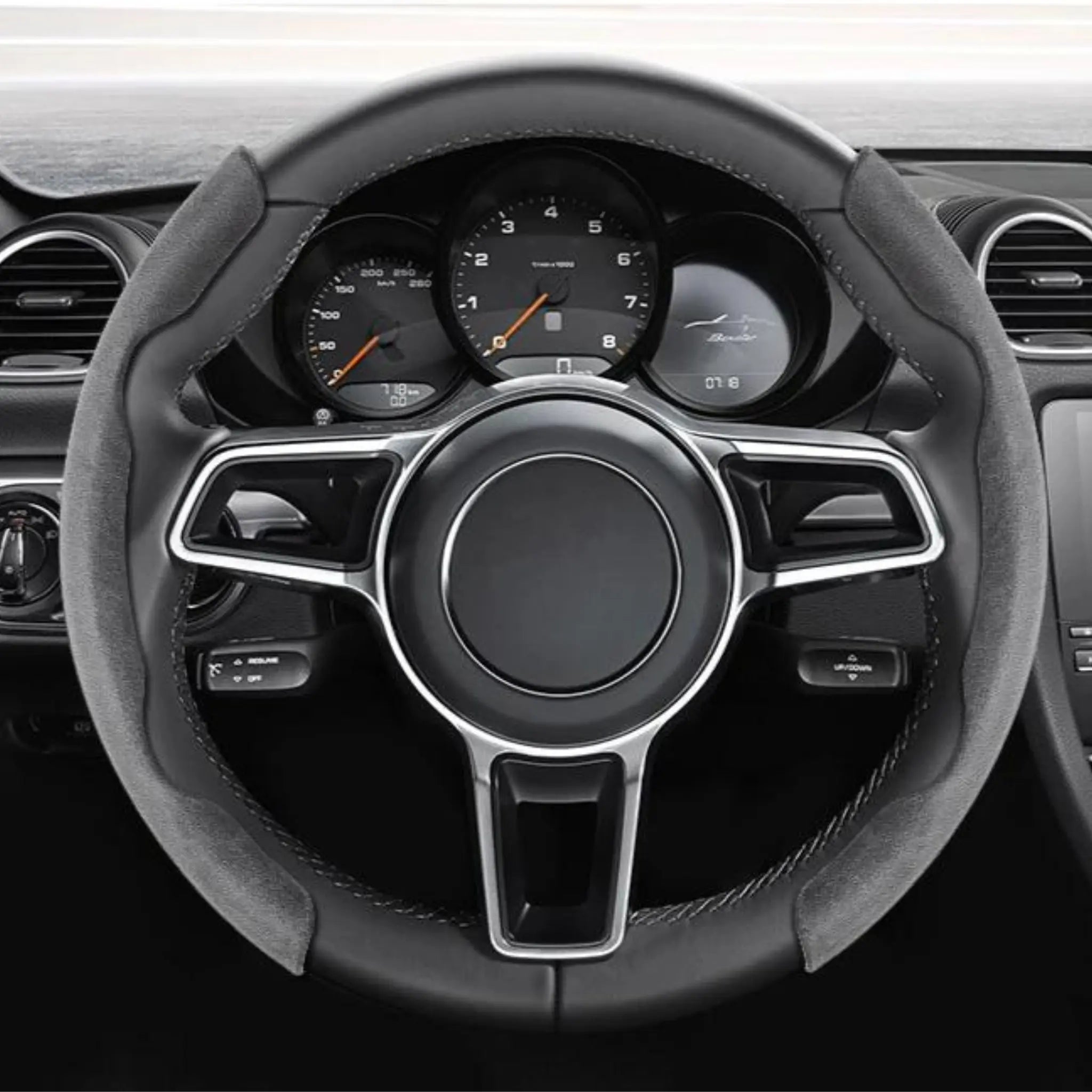 Luxus Suede Minimalist Steering Wheel Cover