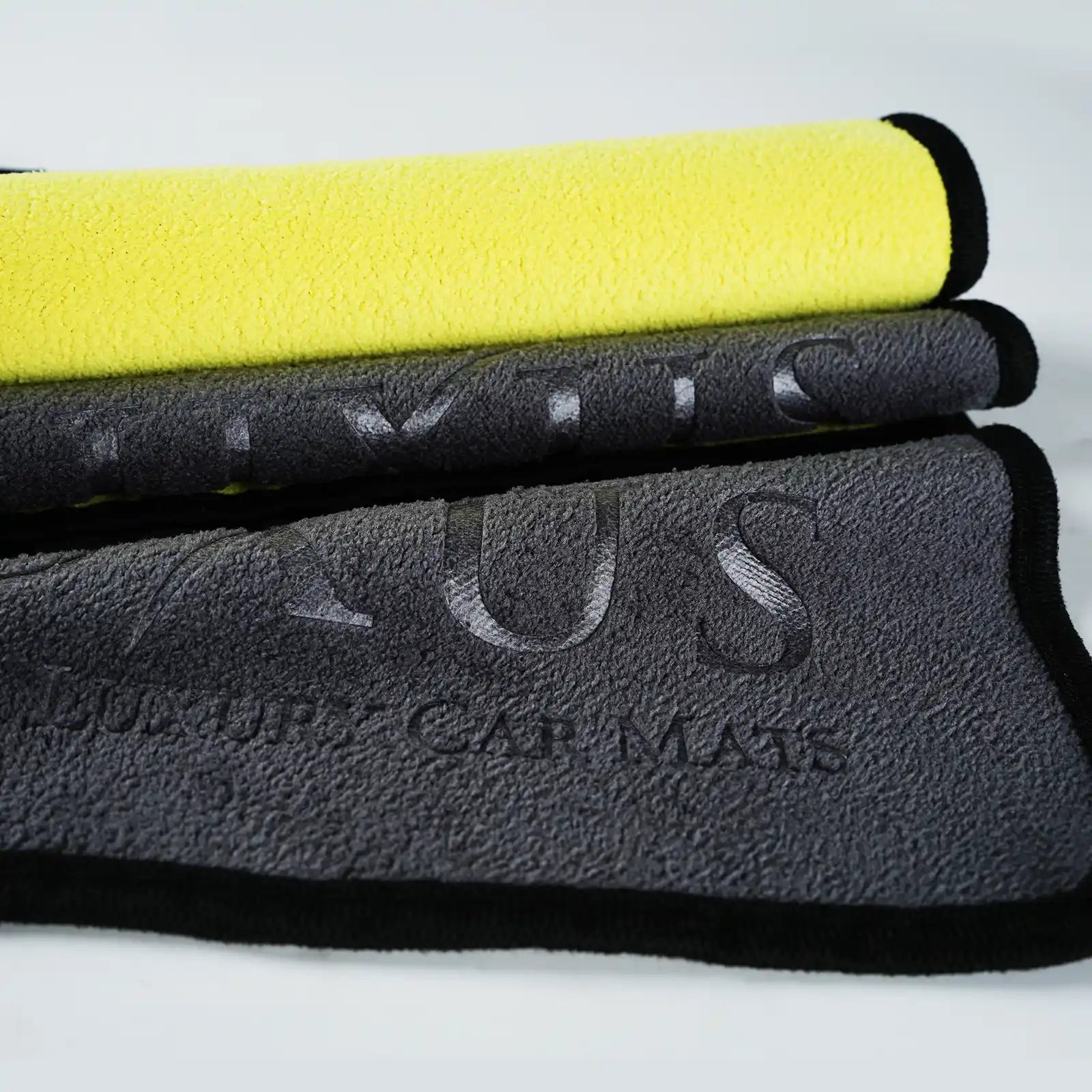 Luxus Premium Microfiber Cleaning Towel