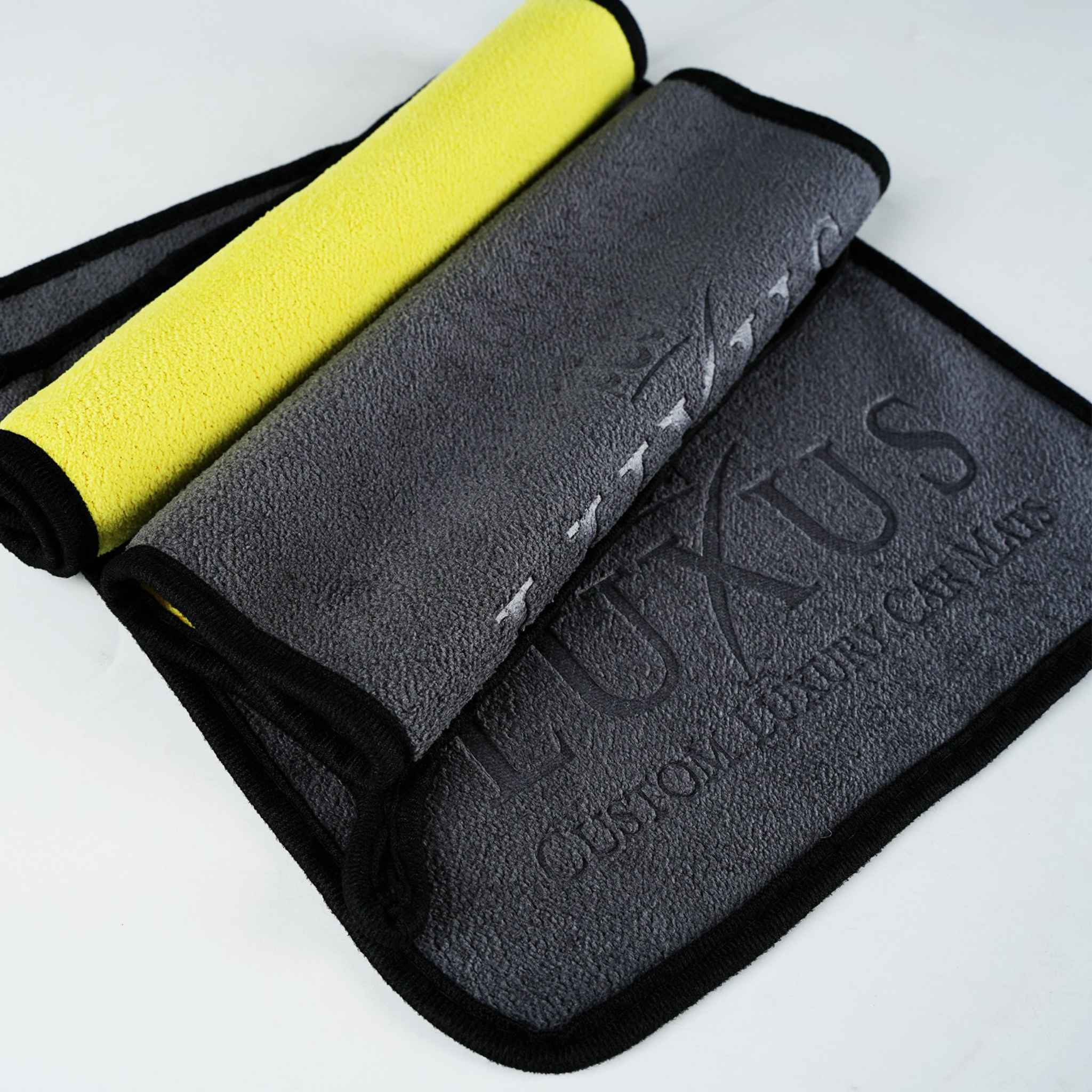 Luxus Premium Microfiber Cleaning Towel