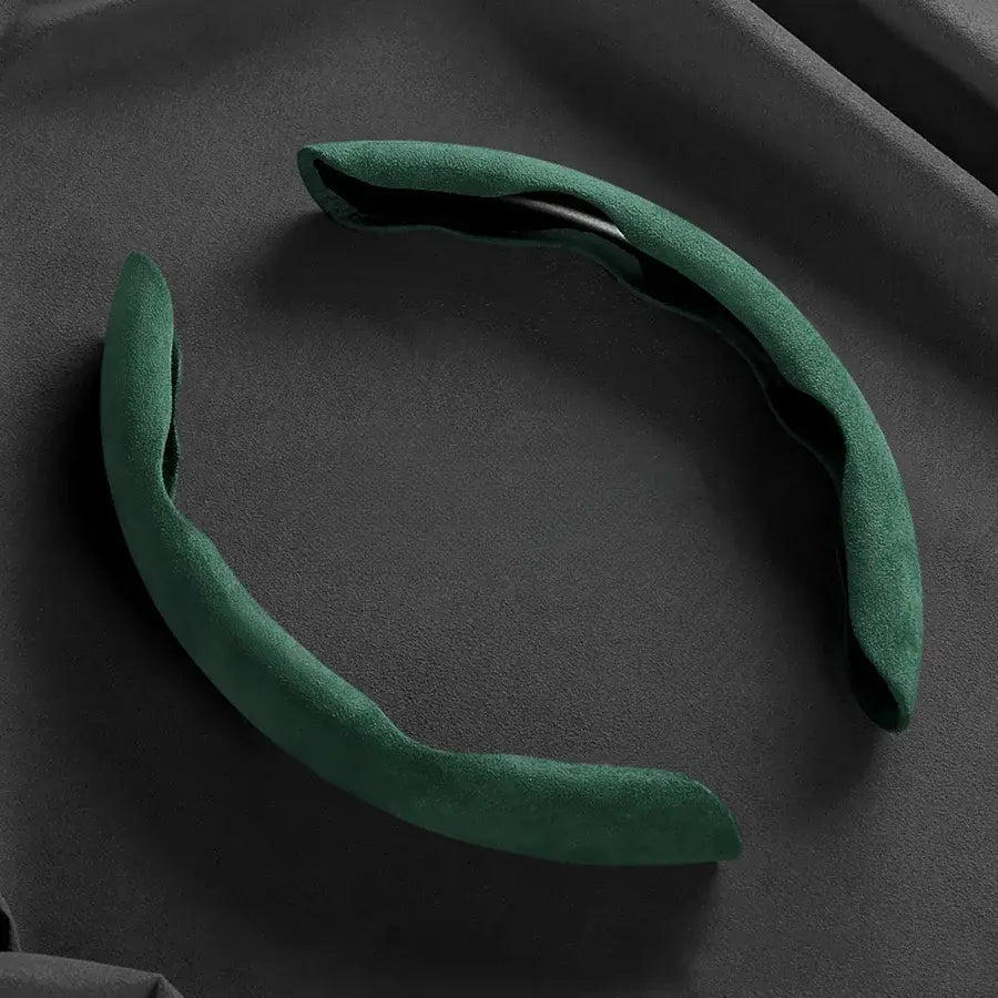 Luxus Suede Minimalist Steering Wheel Cover