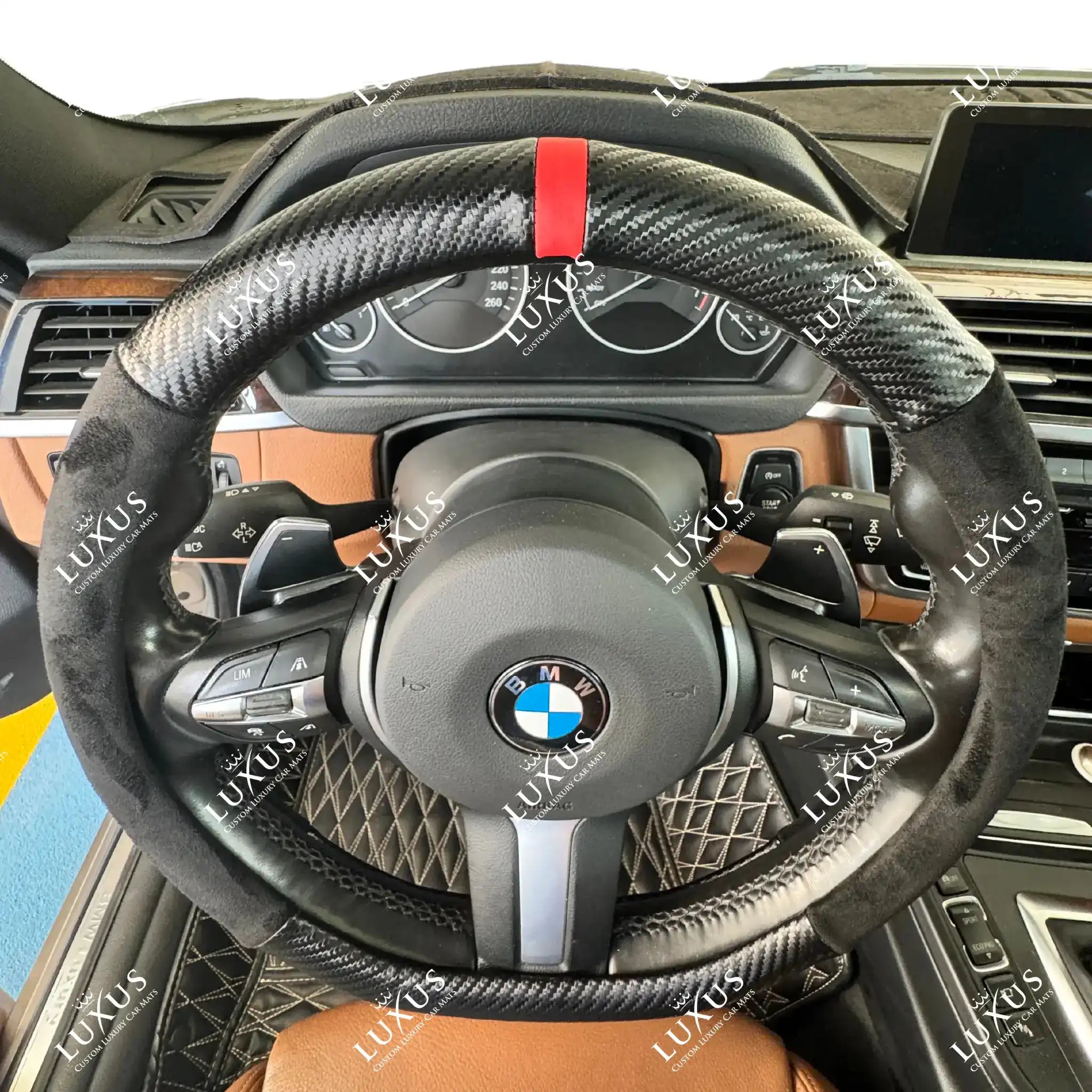 Luxus Carbon + Suede Full Steering Wheel Cover