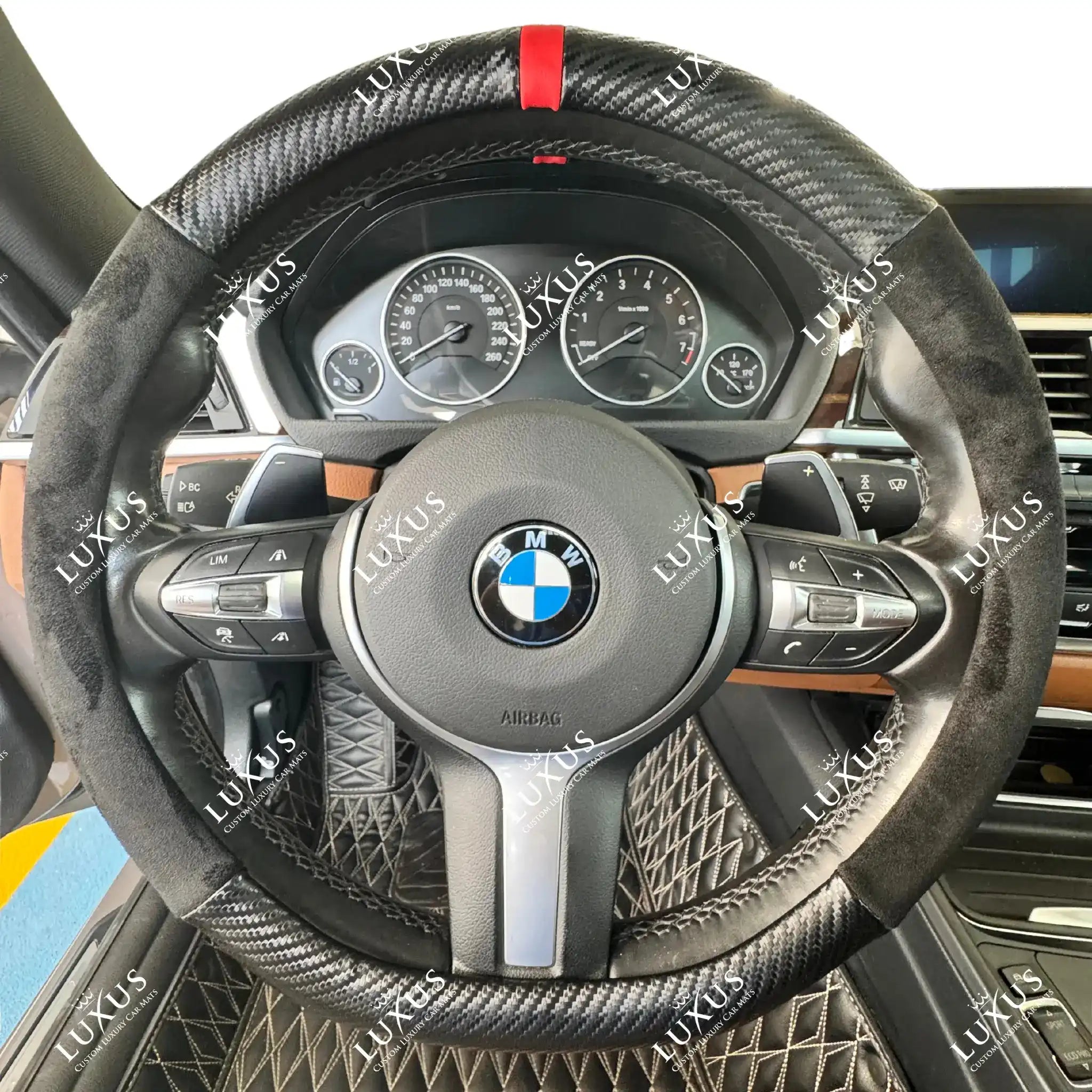 Luxus Carbon + Suede Full Steering Wheel Cover