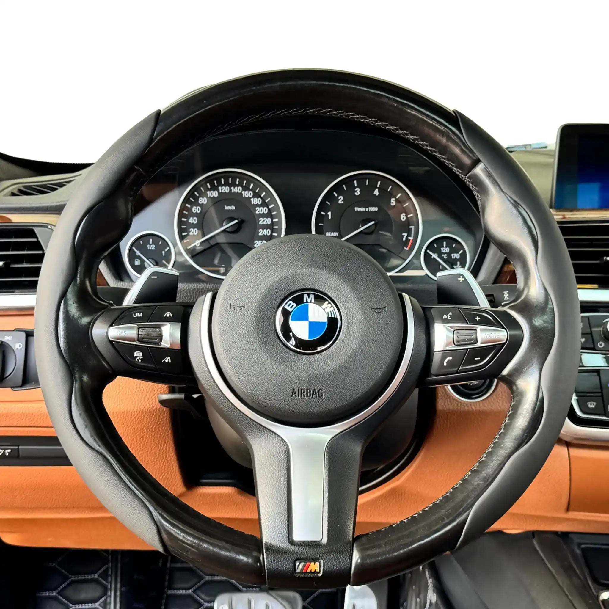 Luxus Nappa Leather Minimalist Steering Wheel Cover - Classic Grip - Nero