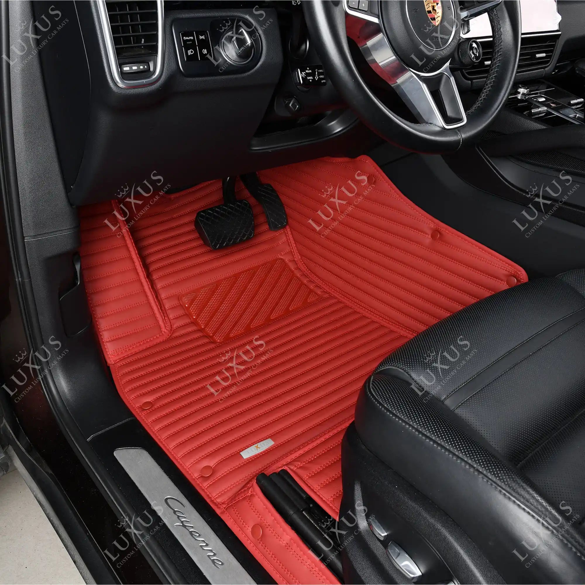 Luxus Car Mats™ – Luxus-Automatten-Set mit kirschroten Streifen