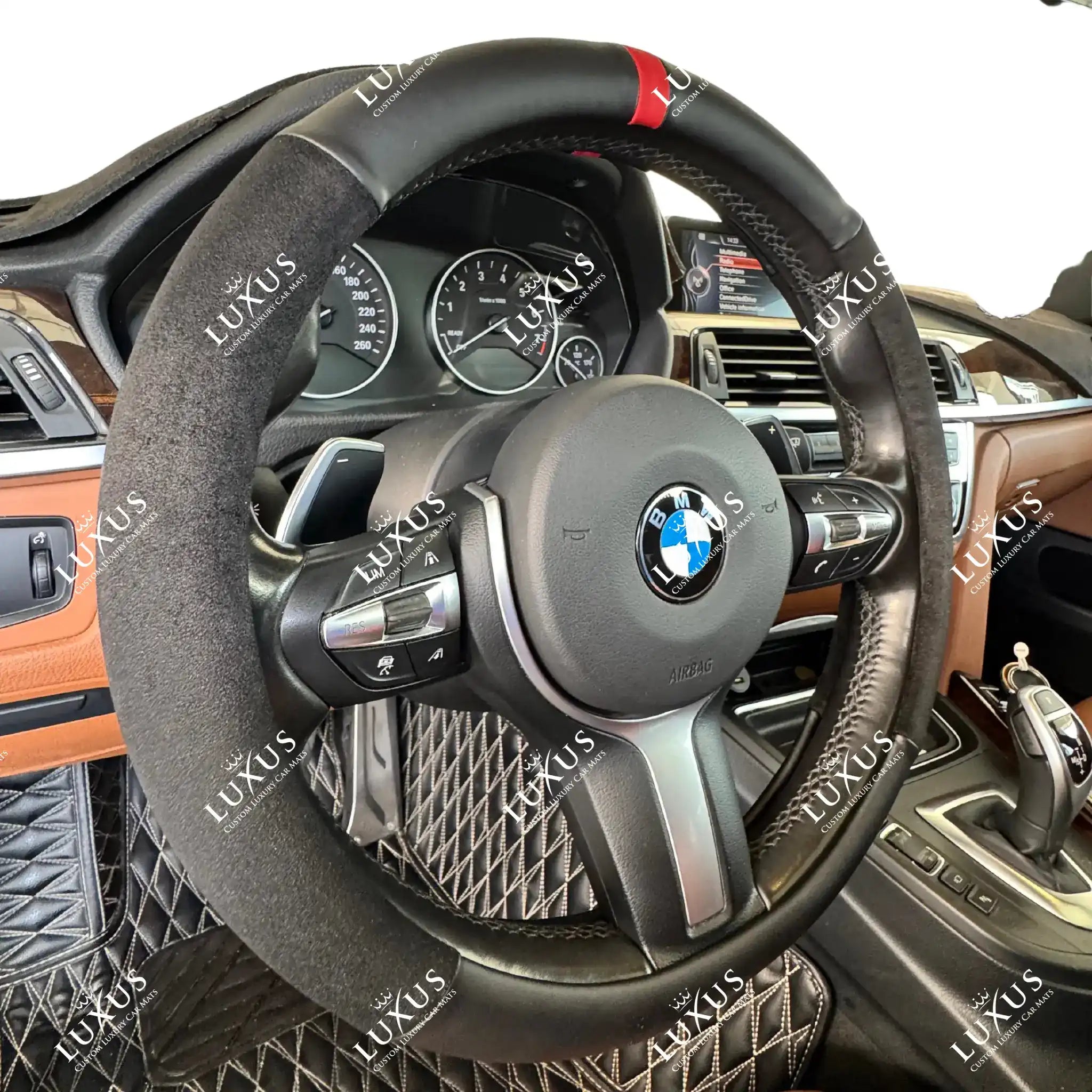 Luxus Vegan Leather & Suede Full Steering Wheel Cover