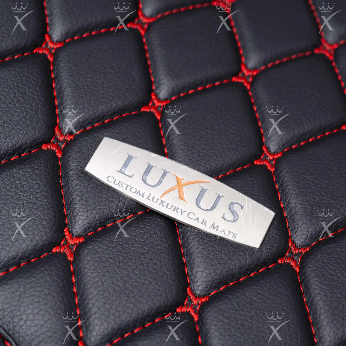 Luxus seal of authenticity on a black mat with red stitching