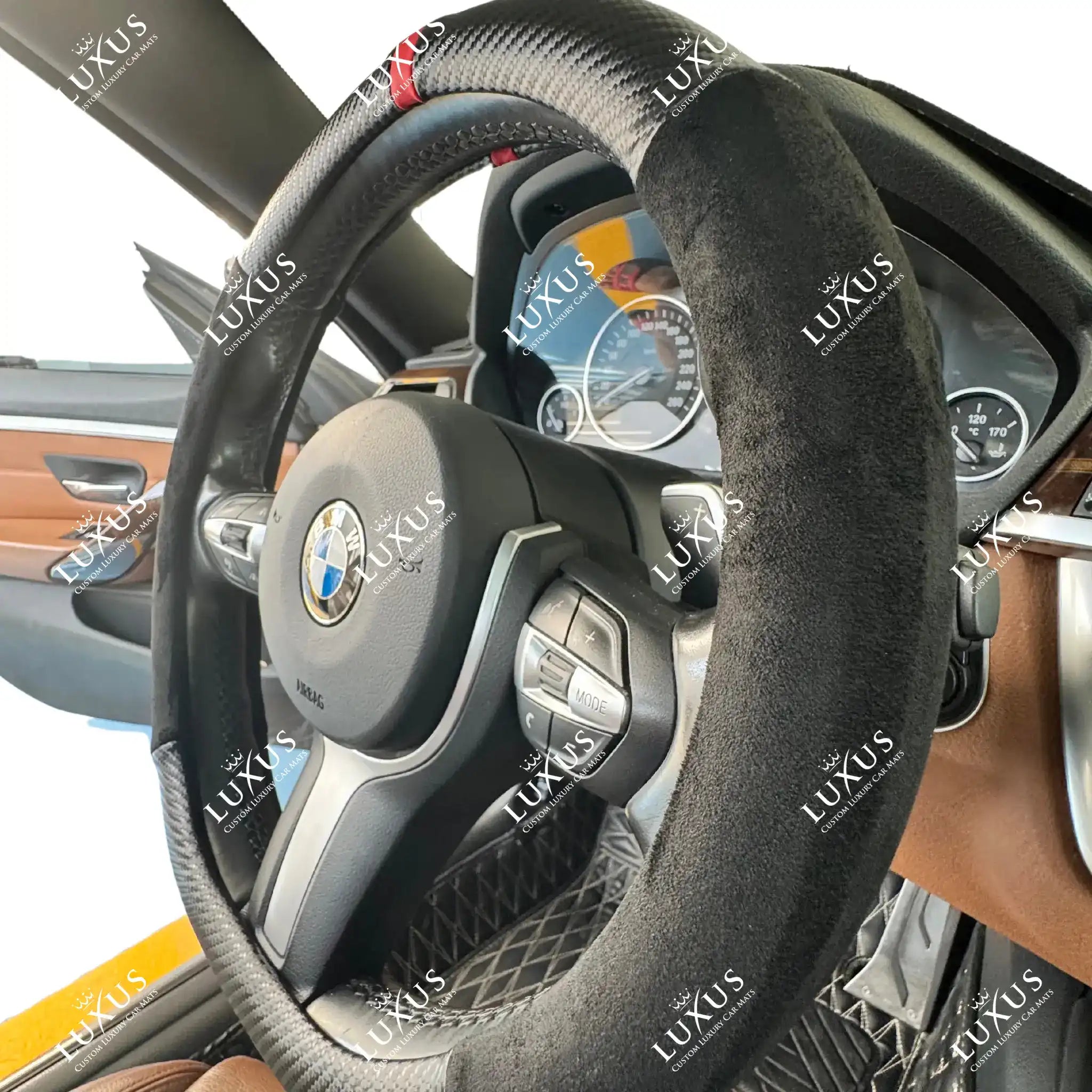 Luxus Carbon + Suede Full Steering Wheel Cover