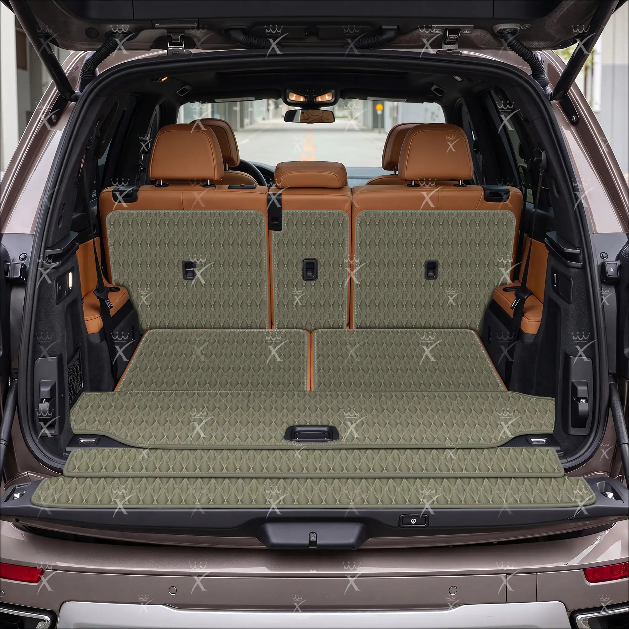 Luxus Twin-Diamond XtendFit Series Trunk Mat | Brownish Gray