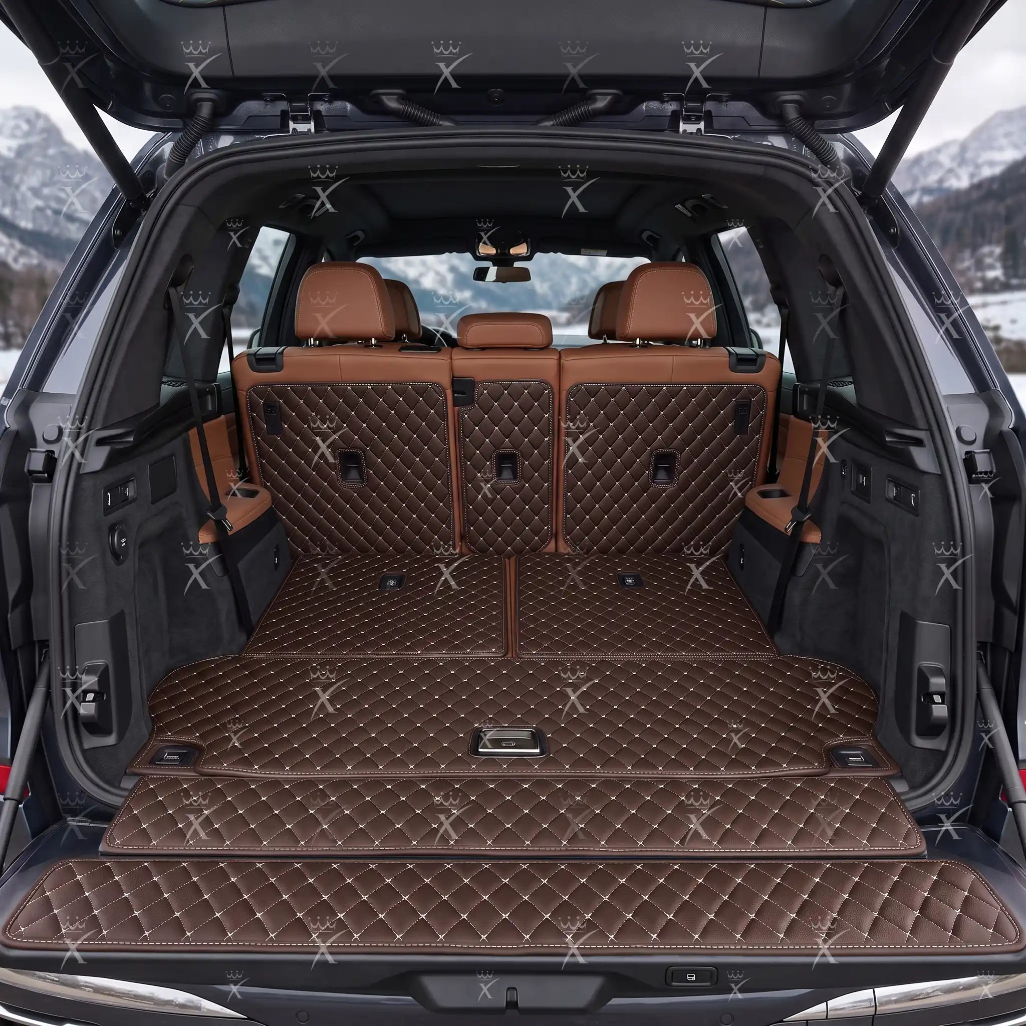 Luxus Car Mats™ - Tapete para maletero/maletero de cuero de lujo con costuras negras y negras en 3D
