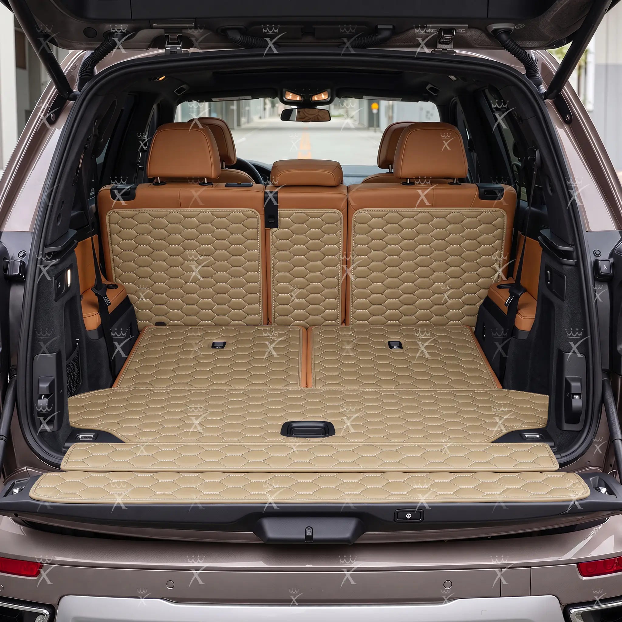 Luxus Honeycomb XtendFit Series Trunk Mat | Cream Beige