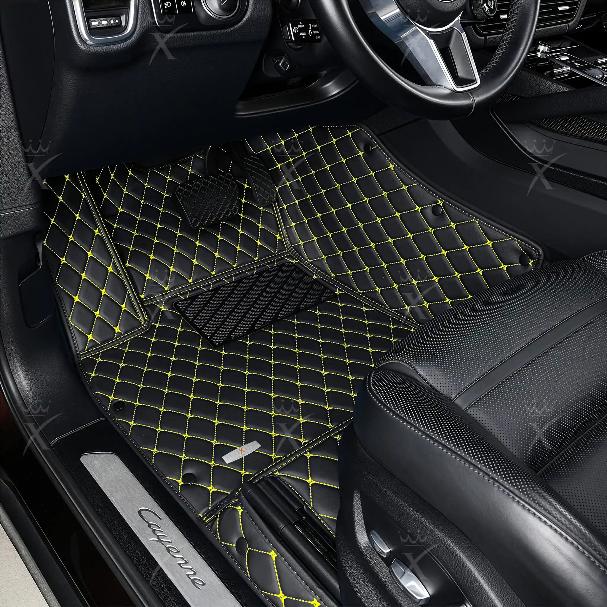 Set di tappetini per auto di lusso con cuciture nere e gialle