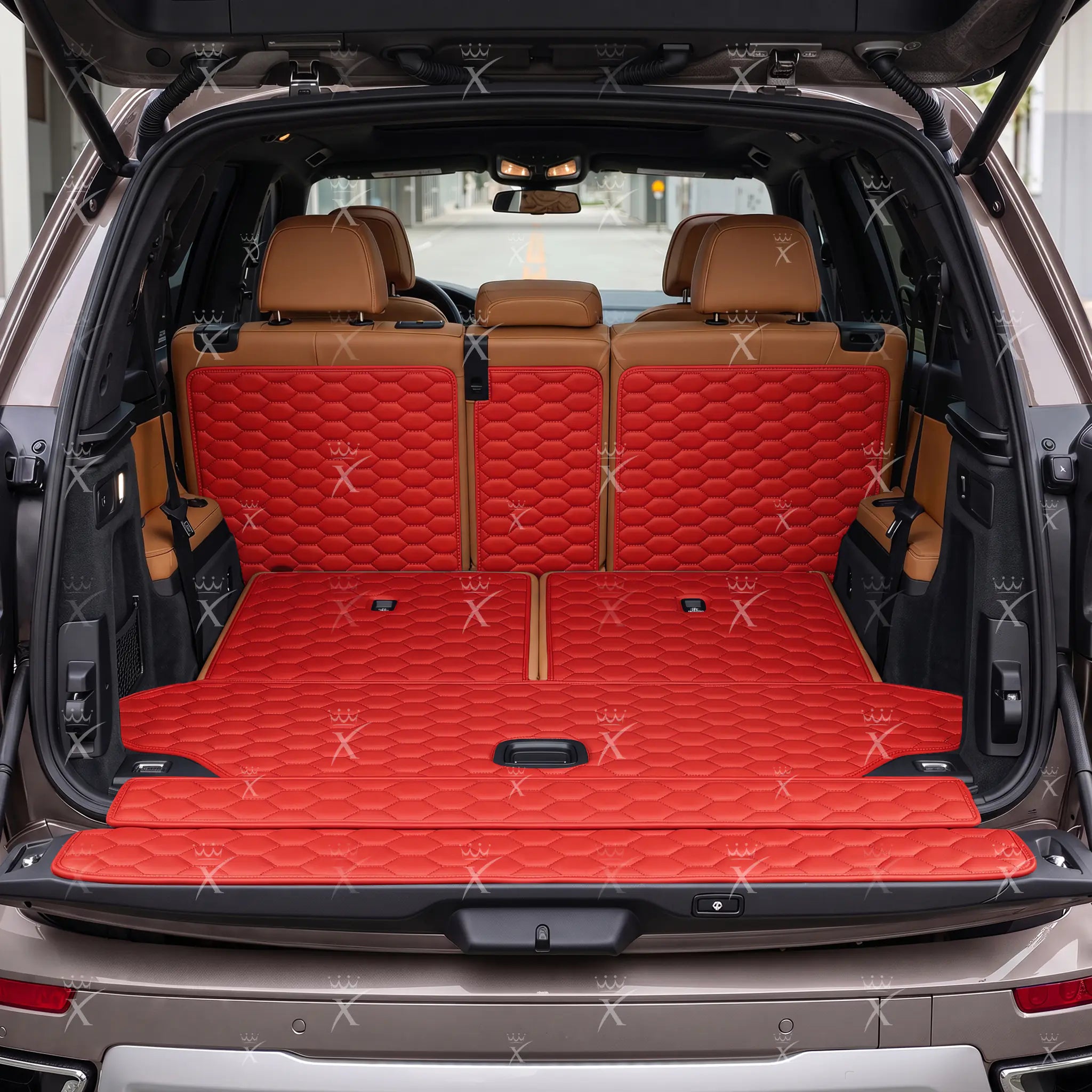 Luxus Honeycomb XtendFit Series Trunk Mat | Ferrari Red