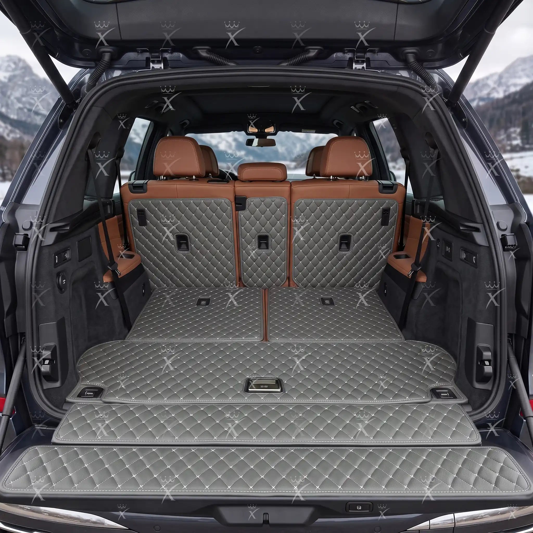 Luxus Car Mats™ - Tapete para maletero/maletero de cuero de lujo con costuras negras y negras en 3D