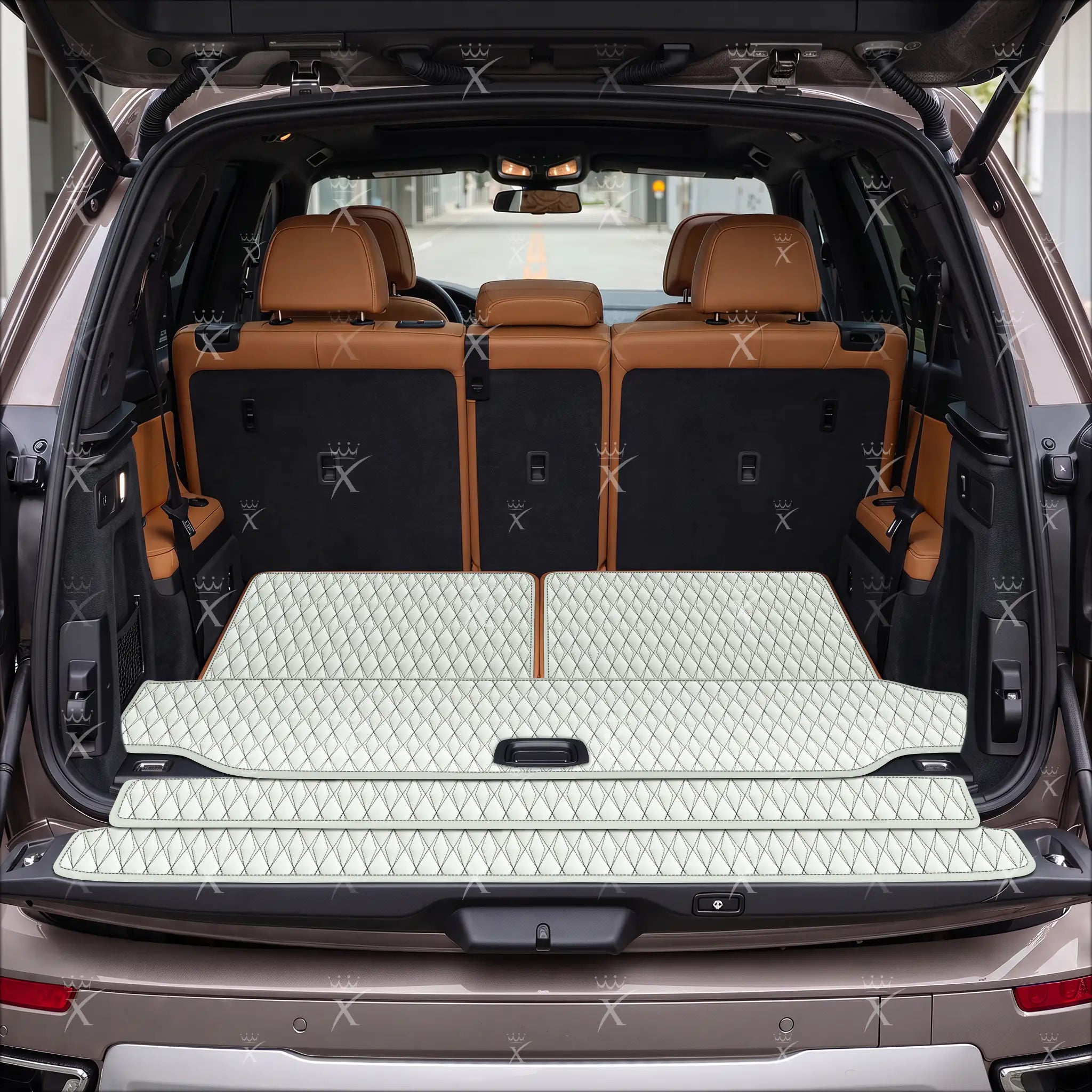 Luxus Twin-Diamond Base Series Trunk Mat | Snow White & Black Stitching