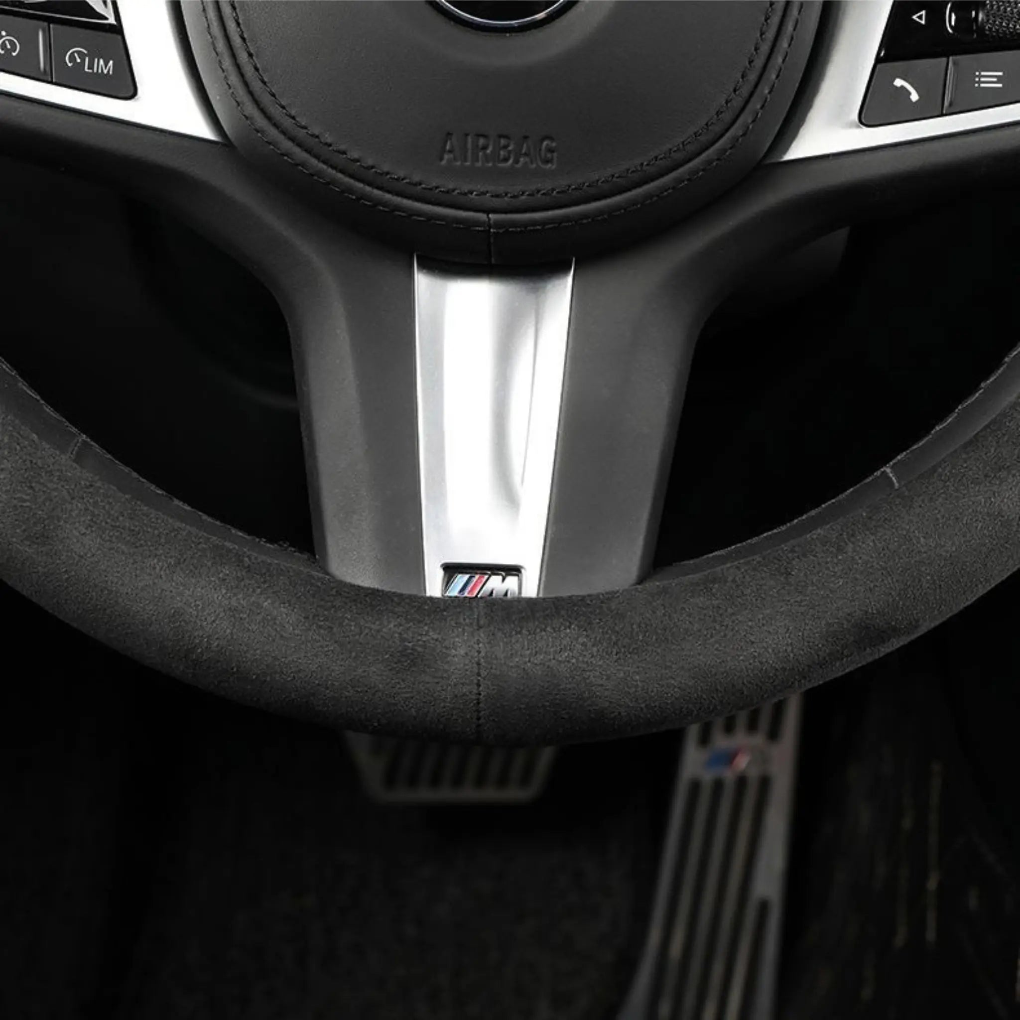 NEW Luxus Suede Full Steering Wheel Cover