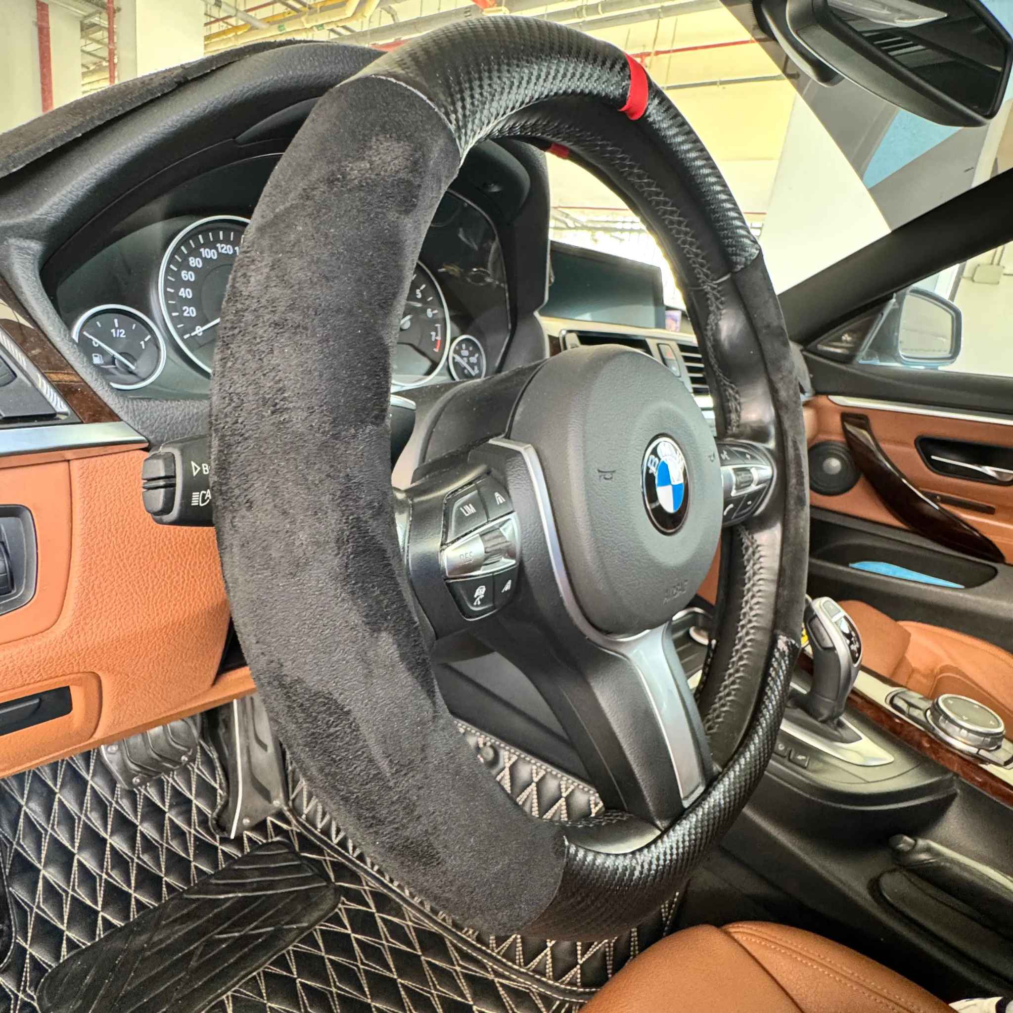 Carbon + Suede Full Steering Wheel Cover