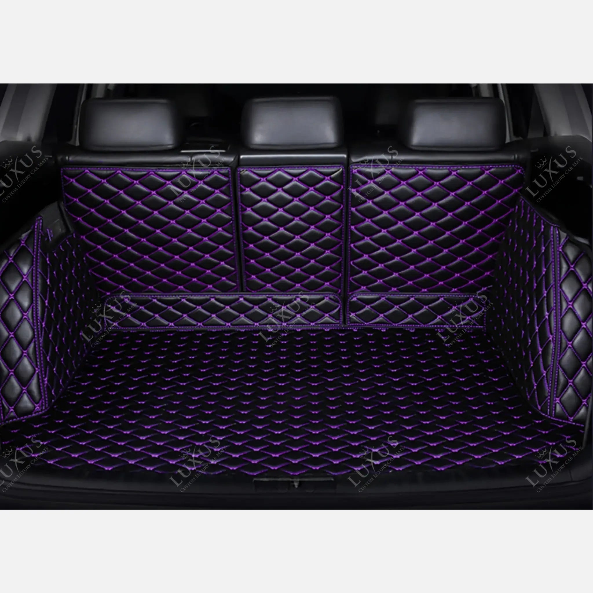 Luxus Car Mats™ – 3D-Luxus-Leder-Kofferraum-/Kofferraummatte mit schwarzen und lila Nähten